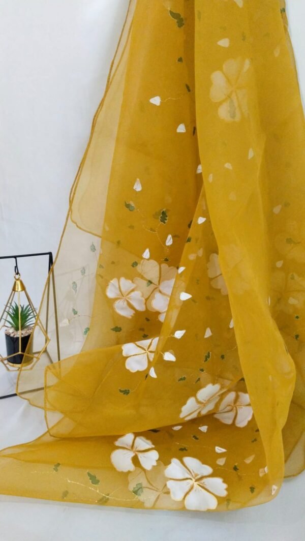 Hand made dupatta - Image 3